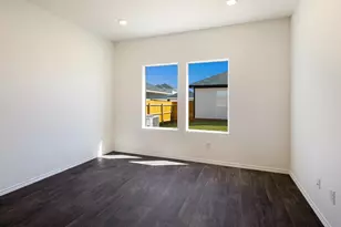 312 Santo Domingo Rd, Bastrop, TX 78602 - Photo 10