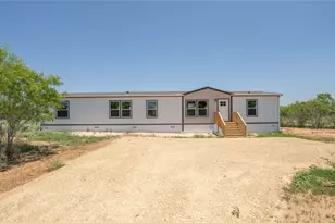 1145 Callihan Rd, Luling, TX 78648 - Photo 2
