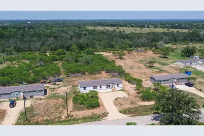 1145 Callihan Road, Luling, TX 78648 - Photo 38