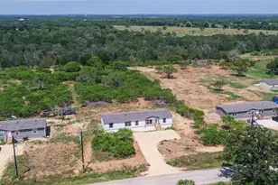 1145 Callihan Rd, Luling, TX 78648 - Photo 38