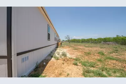 1145 Callihan Road, Luling, TX 78648 - Photo 6