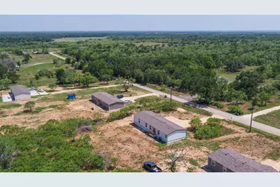 1145 Callihan Road, Luling, TX 78648 - Photo 36