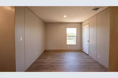 1145 Callihan Road, Luling, TX 78648 - Photo 20