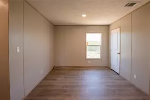 1145 Callihan Rd, Luling, TX 78648 - Photo 20