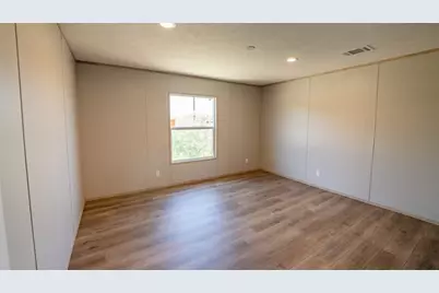 1145 Callihan Road, Luling, TX 78648 - Photo 32