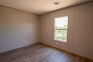 1145 Callihan Rd, Luling, TX 78648 - Photo 14