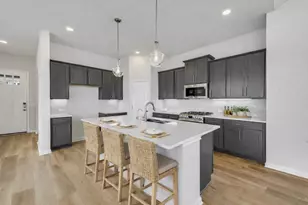 8515 Dongan Dr, Austin, TX 78744 - Photo 4