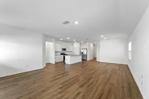 271 Alamito Ave, Kyle, TX 78640 - Photo 6