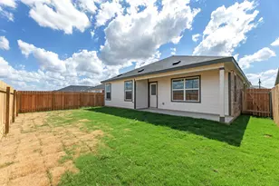 271 Alamito Ave, Kyle, TX 78640 - Photo 30