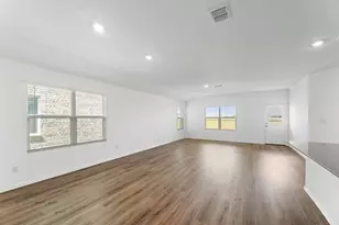 271 Alamito Ave, Kyle, TX 78640 - Photo 4