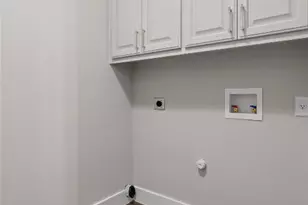 8 Cove Creek Ln, Austin, TX 78738 - Photo 16