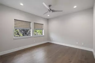 8 Cove Creek Ln, Austin, TX 78738 - Photo 26