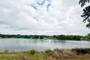 106 Caddo, Smithville, TX 78957 - Photo 12