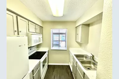 8811 Schick Road #C, Austin, TX 78729 - Photo 4