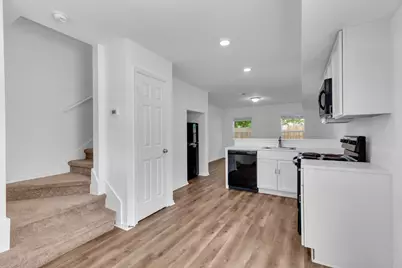 350 Debus Drive #117A, Taylor, TX 76574 - Photo 4