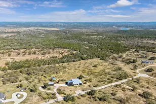 108 Schoolhouse Ln, Spicewood, TX 78669 - Photo 38
