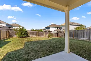 10704 Sentinel Dr, Austin, TX 78747 - Photo 22