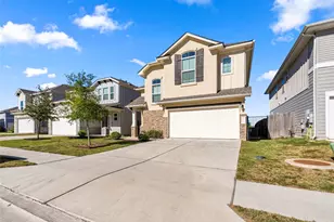 10704 Sentinel Dr, Austin, TX 78747 - Photo 2