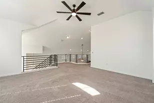 10704 Sentinel Dr, Austin, TX 78747 - Photo 14