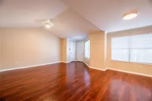 501 W 26th St, Austin, TX 78705 - Photo 2