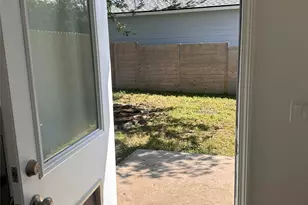 4713 Santa Anna St, Austin, TX 78721 - Photo 14