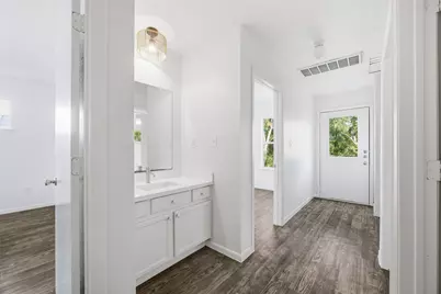 1106 Delano Street, Austin, TX 78721 - Photo 16