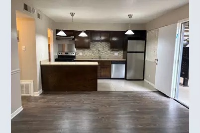 1302 Parker Lane Lane #113, Austin, TX 78741 - Photo 2