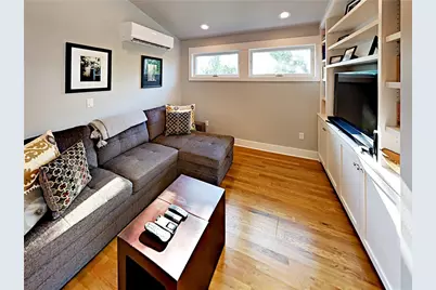 2206 Iva Lane #B, Austin, TX 78704 - Photo 4