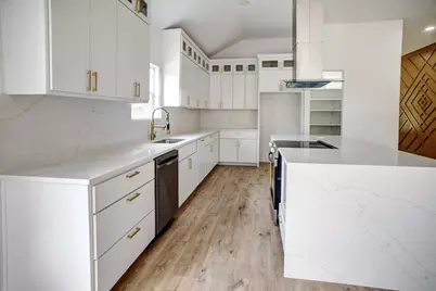 110 Mamalu, Bastrop, TX 78602 - Photo 10