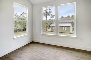 110 Mamalu, Bastrop, TX 78602 - Photo 16