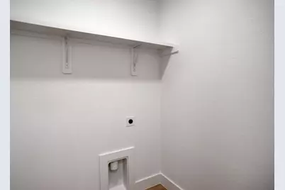 110 Mamalu, Bastrop, TX 78602 - Photo 30