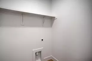 110 Mamalu, Bastrop, TX 78602 - Photo 32