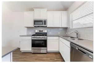 381 Jack Ryan St, Kyle, TX 78640 - Photo 14