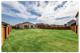 381 Jack Ryan St, Kyle, TX 78640 - Photo 6