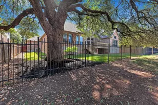 3526 Aquamarine Dr, Round Rock, TX 78681 - Photo 36