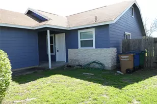 8705 Pineridge Dr, Austin, TX 78729 - Photo 2