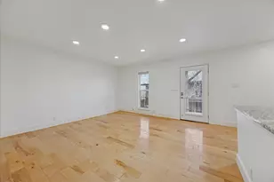 5820 Berkman Dr, Austin, TX 78723 - Photo 4