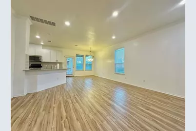 404 Buttercup Boulevard #44, Cedar Park, TX 78613 - Photo 4