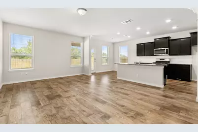 451 Butterfly Bush Court, New Braunfels, TX 78130 - Photo 6