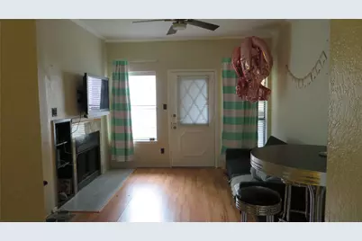806 W 24th Street #200, Austin, TX 78705 - Photo 46