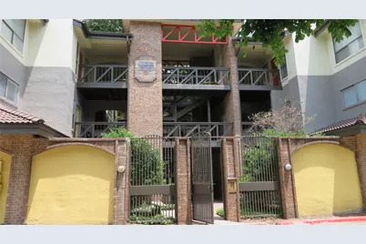806 W 24th Street #200, Austin, TX 78705 - Photo 32