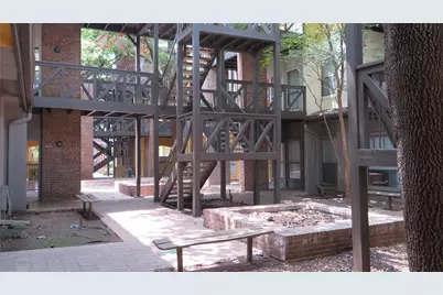 806 W 24th Street #200, Austin, TX 78705 - Photo 38