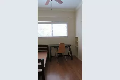 806 W 24th Street #200, Austin, TX 78705 - Photo 22