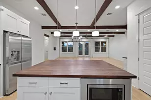2217 Sea Biscuit Cove, Spicewood, TX 78669 - Photo 10
