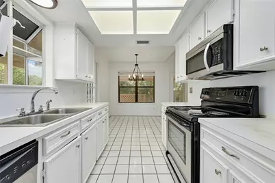 6713 Silvermine Drive, Austin, TX 78736 - Photo 16