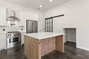 1710 Brassie St, Austin, TX 78741 - Photo 12