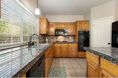 10404 Wolftrap Drive, Austin, TX 78749 - Photo 16