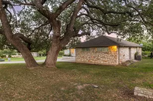 2807 Declaration Cir, Lago Vista, TX 78645 - Photo 40