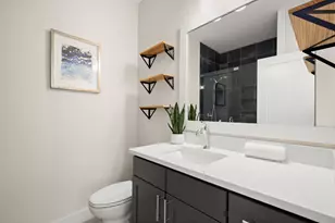 2827 Manor Rd, Austin, TX 78722 - Photo 14