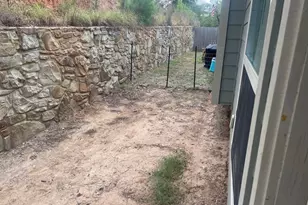 103 S Kanaio Dr, Bastrop, TX 78602 - Photo 16